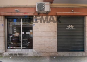 Edificio all\'aperto - Commercial Premises via Montesanto
 
75, Andria - photo 2