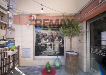 Edificio all\'aperto - Commercial Premises via Montesanto
 
75, Andria - photo 3