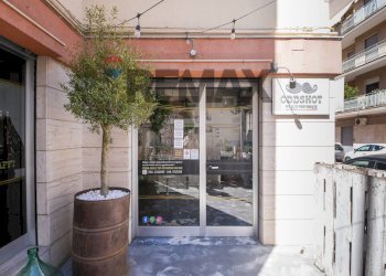 Edificio all\'aperto - Commercial Premises via Montesanto
 
75, Andria - photo 4