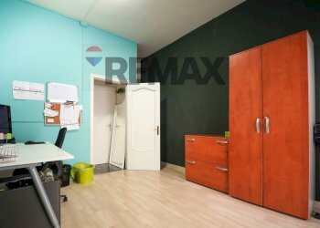 Camera / camera da letto - Commercial Premises via Montesanto
 
75, Andria - photo 5