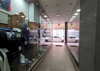 Foto 3 - Commercial Premises Via Principe Amedeo
 
171/A, Taranto - photo 3
