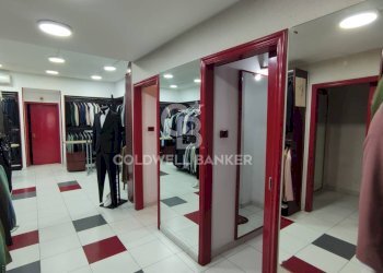 Foto 8 - Commercial Premises Via Principe Amedeo
 
171/A, Taranto - photo 8