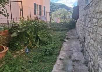 Foto 35 - Quadrilocale via reboa
 
16, Portovenere - foto 35