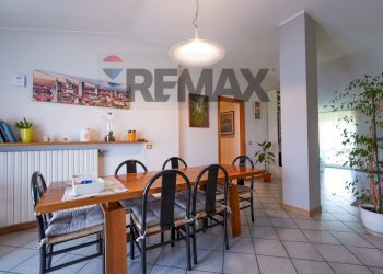 Sala da pranzo - Three-room apartment DON  LUIGI GUANELLA
 
933, Urgnano - photo 5