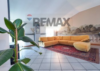 Soggiorno - Three-room apartment DON  LUIGI GUANELLA
 
933, Urgnano - photo 25