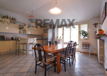 Sala da pranzo - Three-room apartment DON  LUIGI GUANELLA
 
933, Urgnano - photo 28