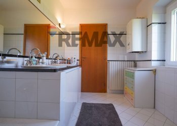 Bagno - Three-room apartment DON  LUIGI GUANELLA
 
933, Urgnano - photo 53