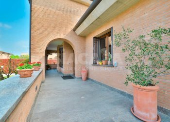 Foto 12 - Villa Via Silvio Pellico
 
32, Bernareggio - foto 12