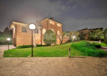 Foto 100 - Villa Via Silvio Pellico
 
32, Bernareggio - foto 100