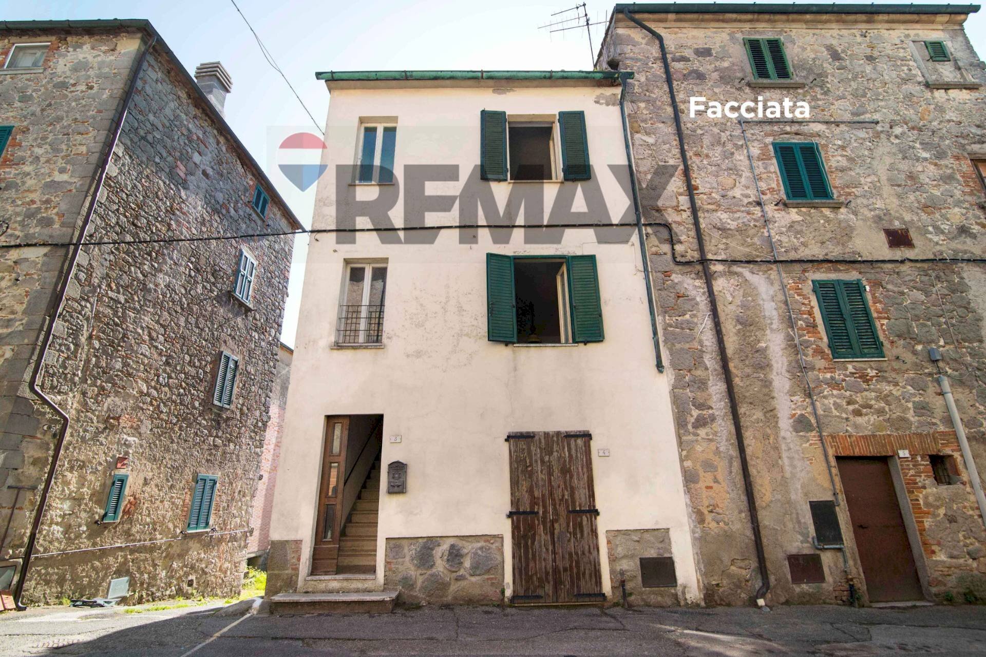 FACCIATA IN PIETRA - Appartamento PIAZZA ROMA
 
4, Roccastrada - foto 1
