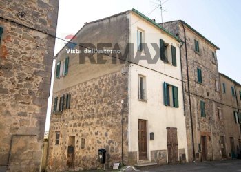 FACCIATA IN PIETRA - Appartamento PIAZZA ROMA
 
4, Roccastrada - foto 34