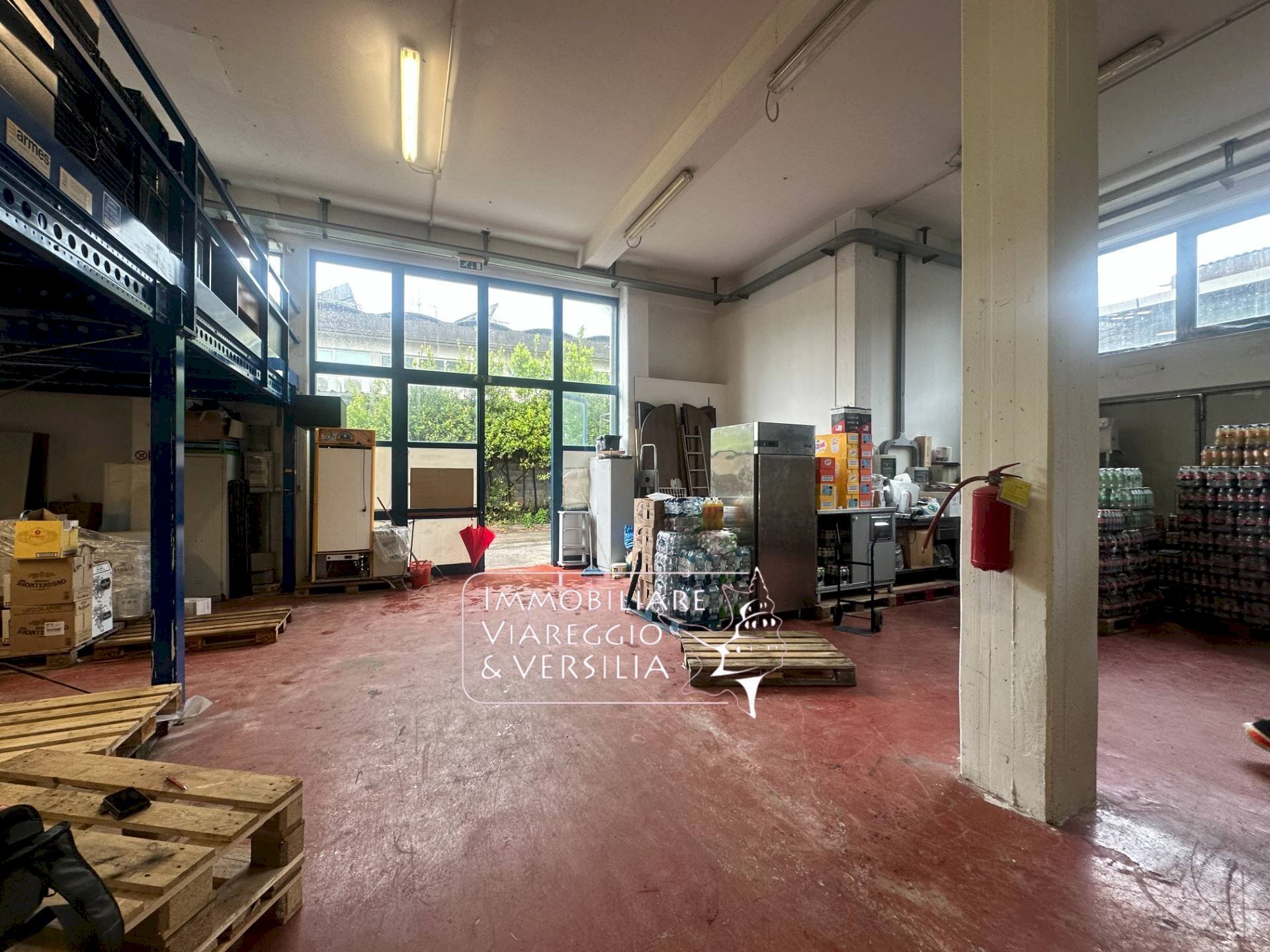 Foto 2 - Warehouse via dei Calzolai
 
100, Camaiore - photo 2
