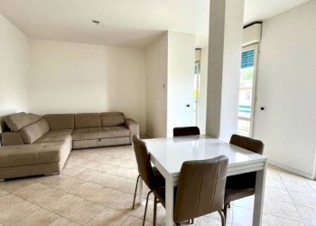 Salone - Bilocale via Giuseppe Zola, Brescia (zona Villaggio Prealpino) - foto 10