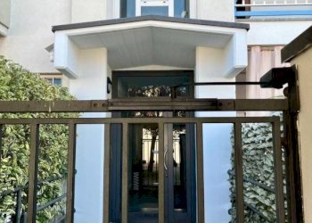 Facciata - Bilocale via Giuseppe Zola, Brescia (zona Villaggio Prealpino) - foto 21