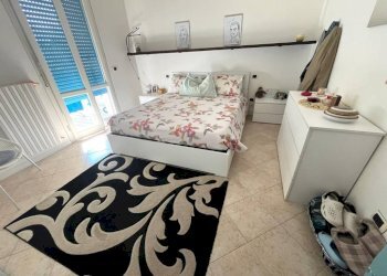 Camera da letto - Bilocale via Giuseppe Zola, Brescia (zona Villaggio Prealpino) - foto 30