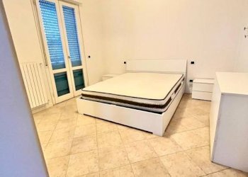 Camera da letto - Bilocale via Giuseppe Zola, Brescia (zona Villaggio Prealpino) - foto 35