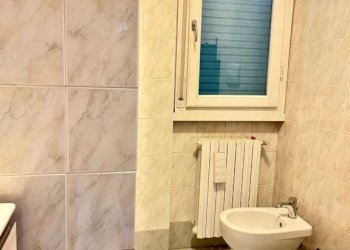 Bagno - Bilocale via Giuseppe Zola, Brescia (zona Villaggio Prealpino) - foto 46