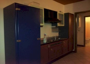 Cucina - Bilocale via Monte Grappa, Brescia - foto 2
