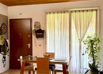 Salone - Two-room apartment via Monte Grappa, Brescia - photo 9