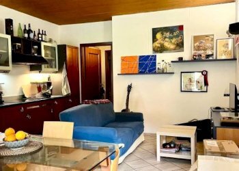 Salone - Two-room apartment via Monte Grappa, Brescia - photo 19