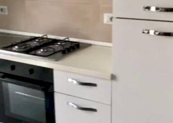 Cucina - Bilocale via Lussingrande, Brescia - foto 8