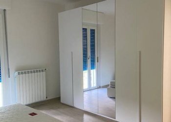 Camera da letto - Bilocale via Lussingrande, Brescia - foto 15
