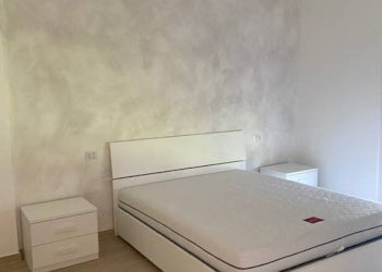 Camera da letto - Bilocale via Lussingrande, Brescia - foto 17