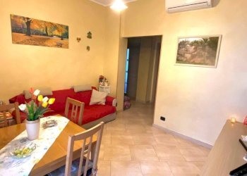 Soggiorno - Three-room apartment via Fossano, 4, Rivalta di Torino - photo 3
