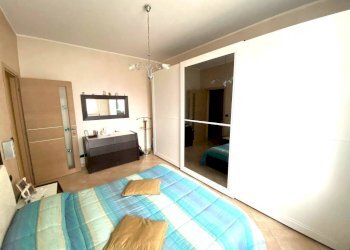 Camera da letto - Three-room apartment via Fossano, 4, Rivalta di Torino - photo 13