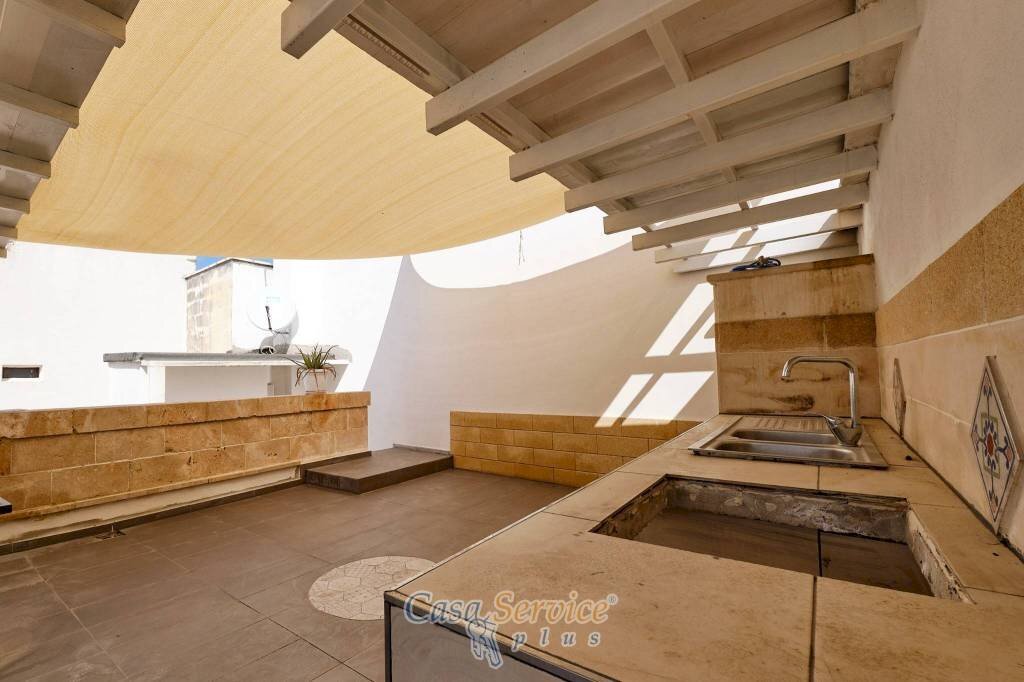 Terrazzo - Casa indipendente via Giuseppe Garibaldi, 33, Matino - foto 3