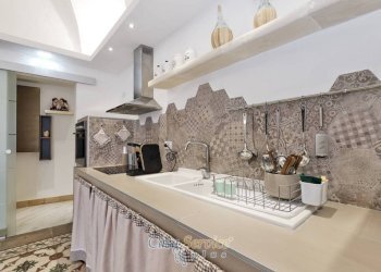Cucina - Casa indipendente via Giuseppe Garibaldi, 33, Matino - foto 12