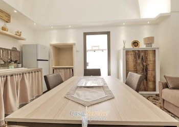 Cucina - Casa indipendente via Giuseppe Garibaldi, 33, Matino - foto 1