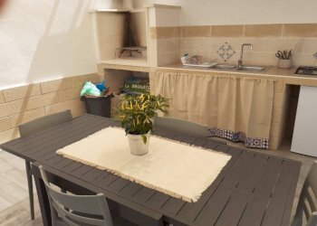 Cucina - Casa indipendente via Giuseppe Garibaldi, 33, Matino - foto 4