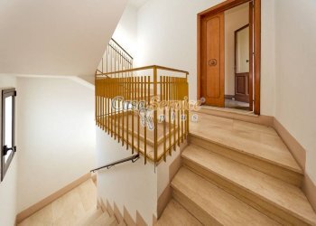 Interno palazzo - Casa indipendente via Cappuccini, Galatone - foto 18