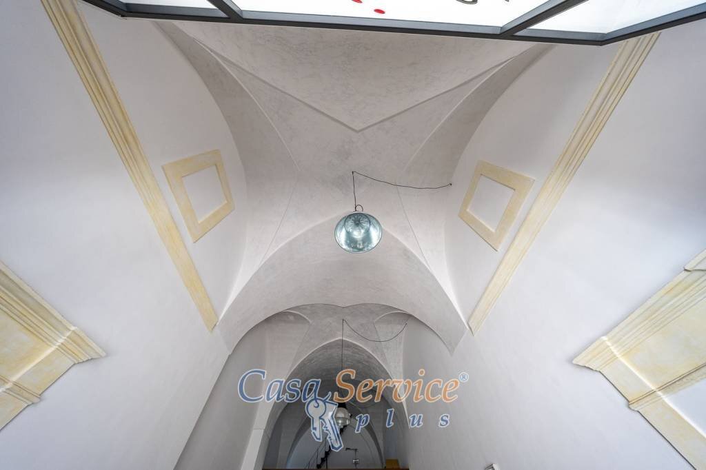 Interno palazzo - Shop via Gian Giacomo Lazzari, 11, Gallipoli - photo 3