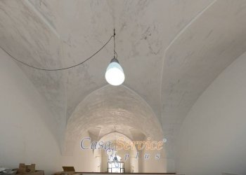 Interno palazzo - Shop via Gian Giacomo Lazzari, 11, Gallipoli - photo 13