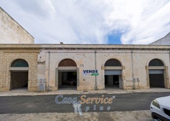 Facciata - Shed via Vittorio Veneto, Tuglie - photo 2