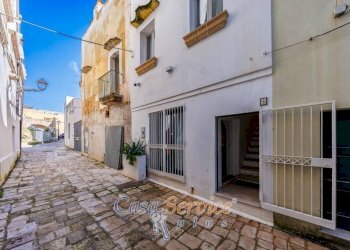Facciata - Casa indipendente Quartiere Vecchio, Casarano - foto 33