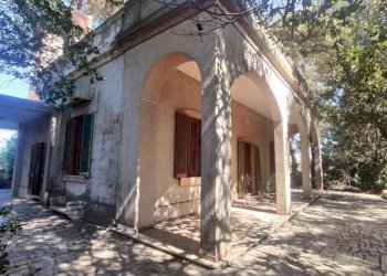 Facciata - Villa SP223, Matino - photo 4