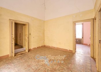 Camera da letto - Stable - Palace via Venezia, Gallipoli - photo 19