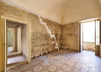 Camera da letto - Stable - Palace via Venezia, Gallipoli - photo 34
