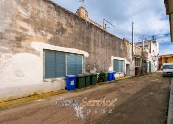 Cortile interno - Negozio via Carlo Del Prete, Ruffano - foto 24