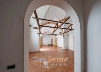 Dettagli - Negozio via Carlo Del Prete, Ruffano - foto 10
