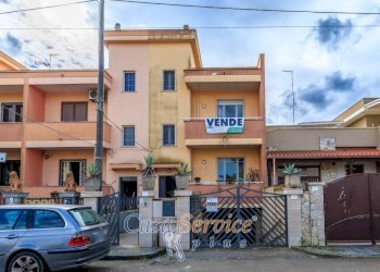 Facciata - Casa indipendente via Parabita, Alezio - foto 1