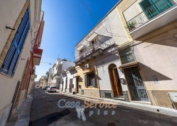 Zona - Casa indipendente via Casa Savoia, Parabita - foto 1