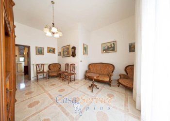 Ingresso - Casa indipendente via Casa Savoia, Parabita - foto 4