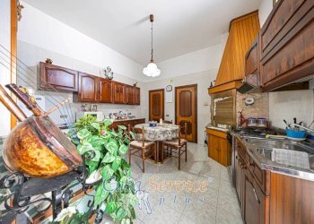Cucina - Casa indipendente via Casa Savoia, Parabita - foto 13