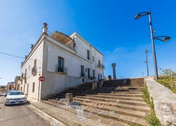Facciata - Casa indipendente piazza della Libertà, Ruffano - foto 36