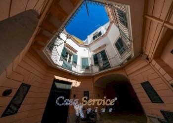 Cortile interno - Quadrilocale via Giuseppe Garibaldi, Gallipoli - foto 38