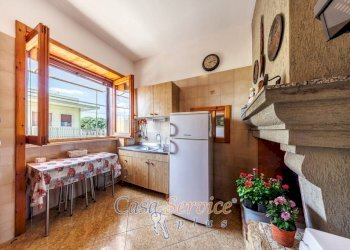 Cucina - Appartamento via Tiziano, Casarano - foto 17